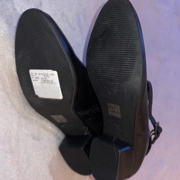 Dune London new leather ankle boots with a small heel - Picture 2 of 5